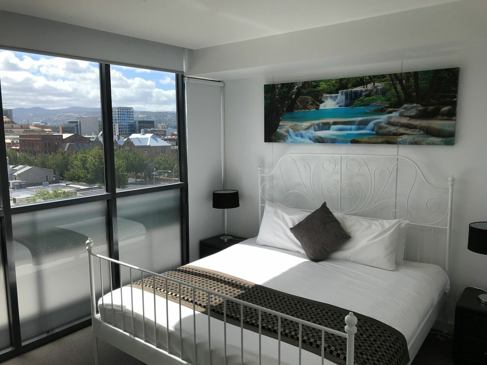 Rnr Serviced Apartments Adelaide - Grote St. ภายนอก รูปภาพ